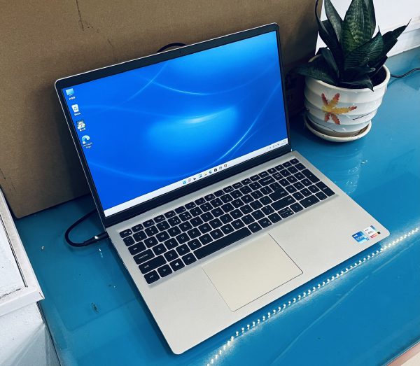 DELL Inspiron 3511/ Core i5- 1135G7/ RAM 16 GB/ SSD 512 GB/ Màn 15.6″ FHD